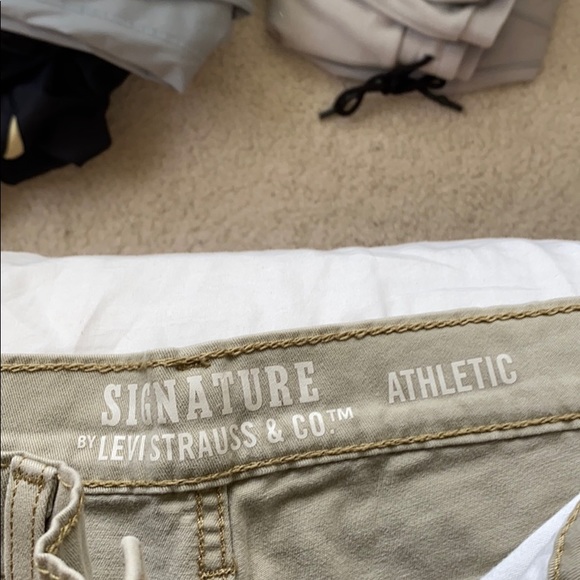 Levi’s khaki pants - Picture 3 of 6